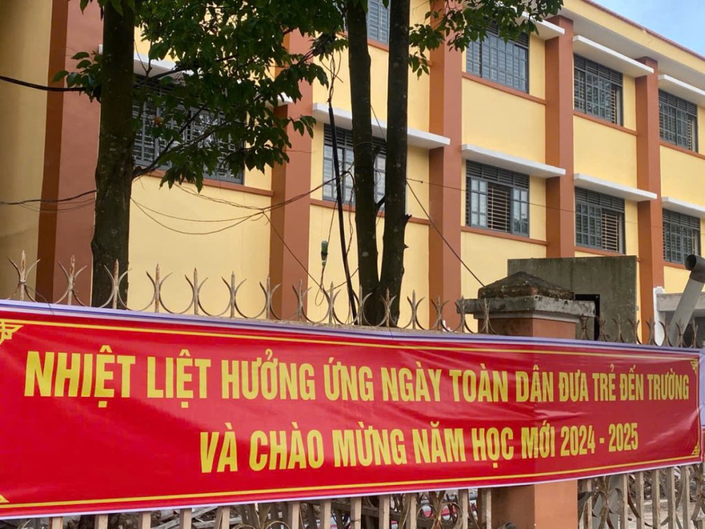 ĐÓN HS LỚP 1